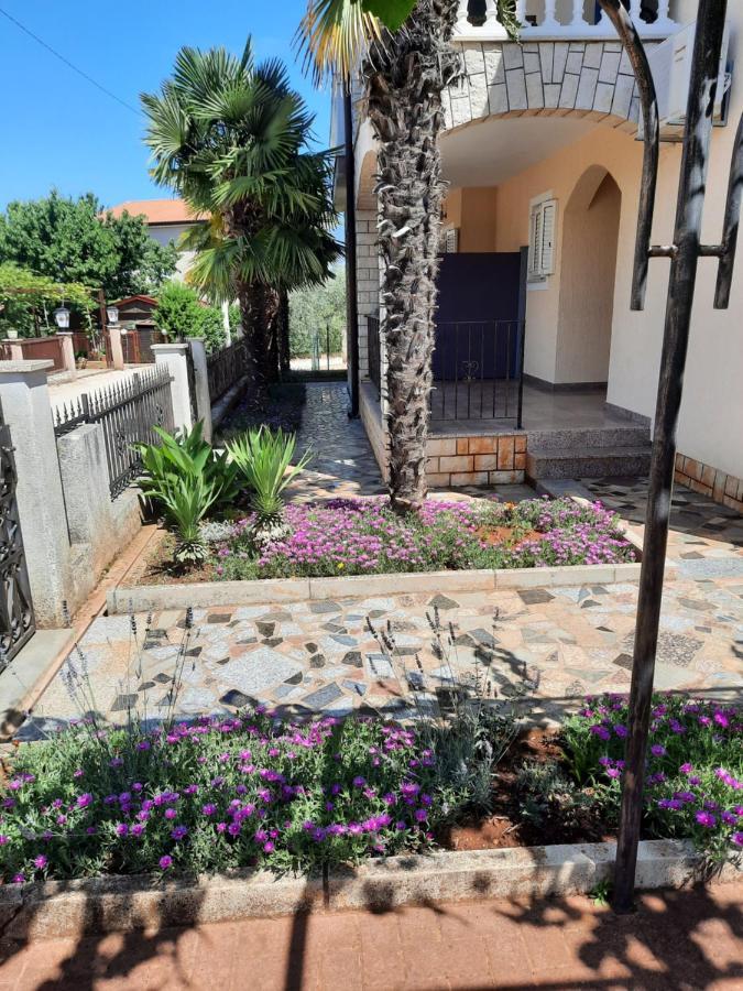 Apartments Marinela Пореч Екстер'єр фото
